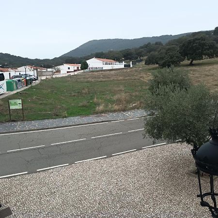 El Corralon De Severo Hinojales Eksteriør billede